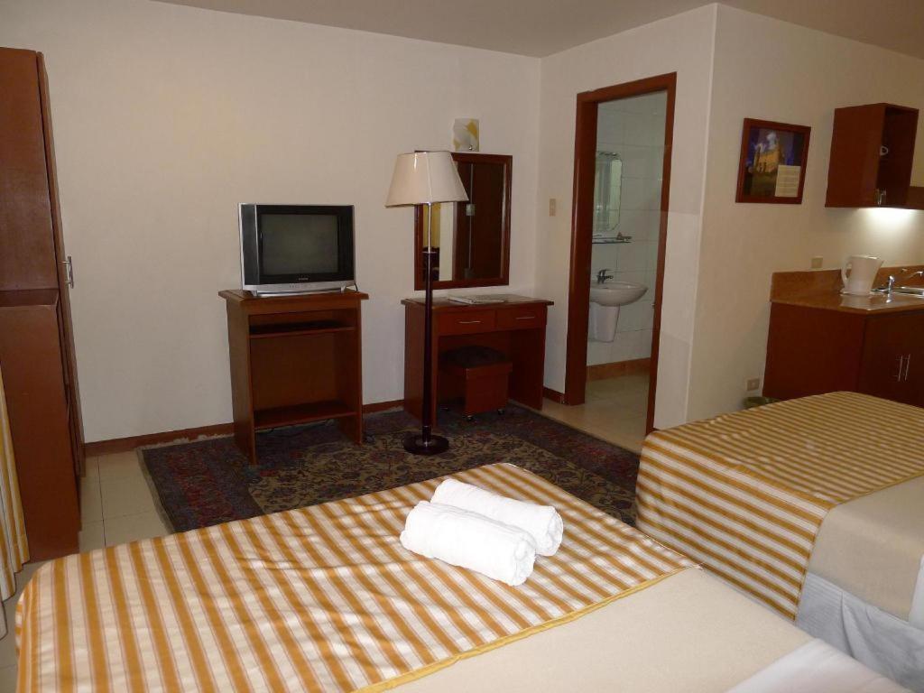 Hotel Cosmopolitan Багио Экстерьер фото