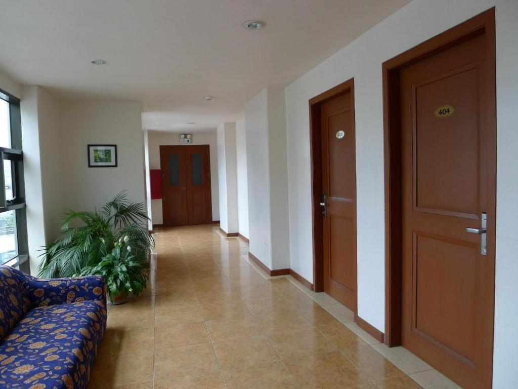 Hotel Cosmopolitan Багио Экстерьер фото